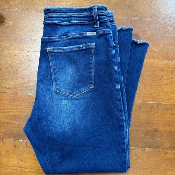 KanCan High Rise Distressed Blue Jeans size 2X - Picture 6 of 11
